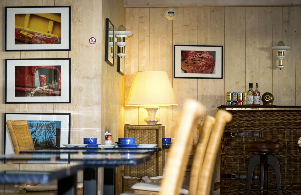 Hotel La Galiote En Re Ла Флот Екстериор снимка